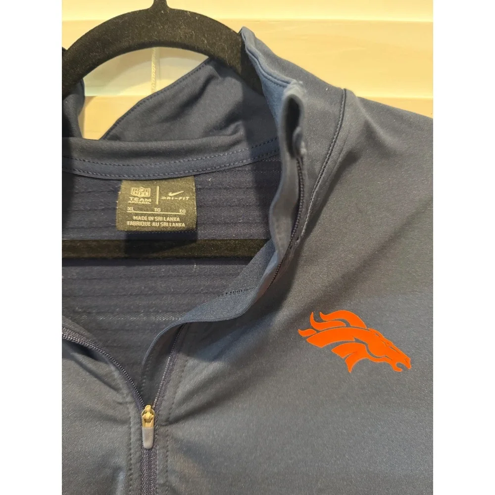 Nike NFL Denver Broncos Dri-FIT Quarter Zip Pullover Navy Blue Womens XL
